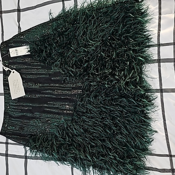 NWT Anthropologie SOLD OUT Maeve Jessa Feathered Mini STUNNING Skirt SIZE 2 - Picture 5 of 11